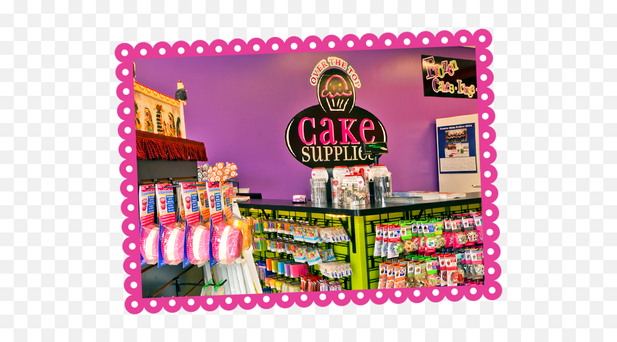 Universal City Over The Top Cake Supplies - For Party Emoji,Bizcochos De Emoji